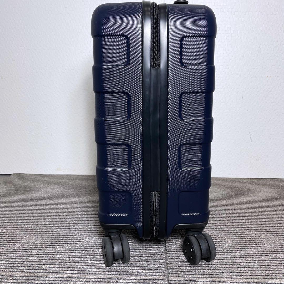 無印良品 バーを自由に調節できる ハードキャリーケース 20L 機内持込可能