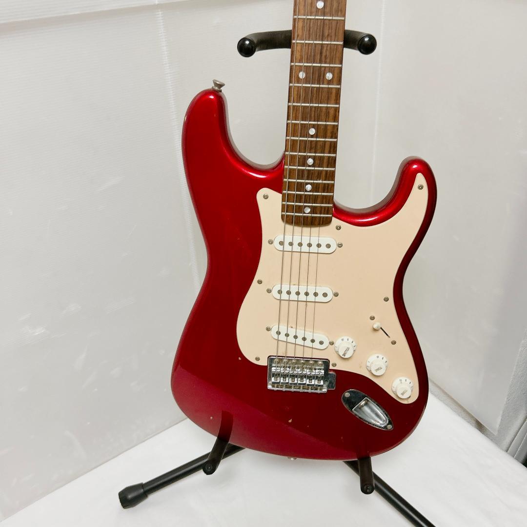 美品 Squier スクワイヤー ストラトキャスター Affinity 赤