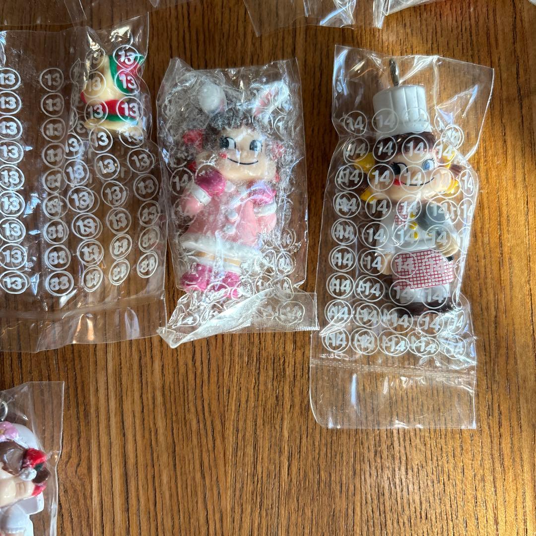 お値下げしました！ミニミニペコちゃん　マスコット　キーホルダー 35個セット