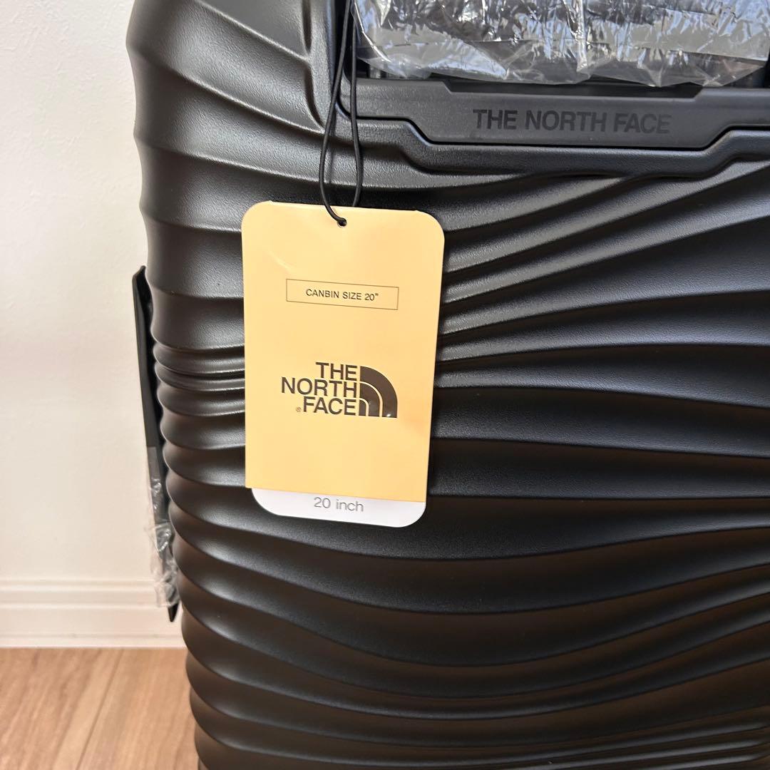 新品未使用　ノースフェイス　キャリーケース　キャリーバッグ　20インチ　黒
