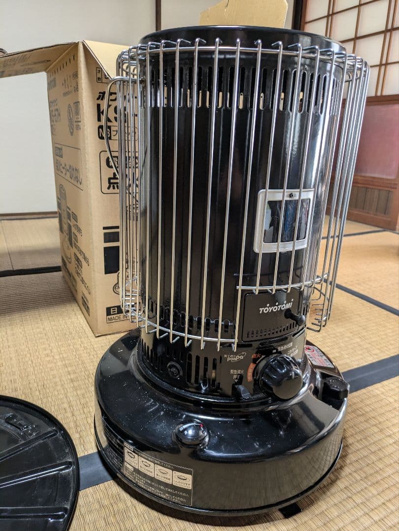 トヨトミ　石油ストーブ　美品