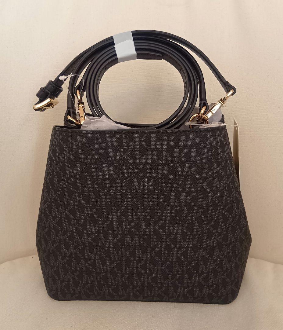 【新品タグ付き】マイケルコース バゲットバッグ♪