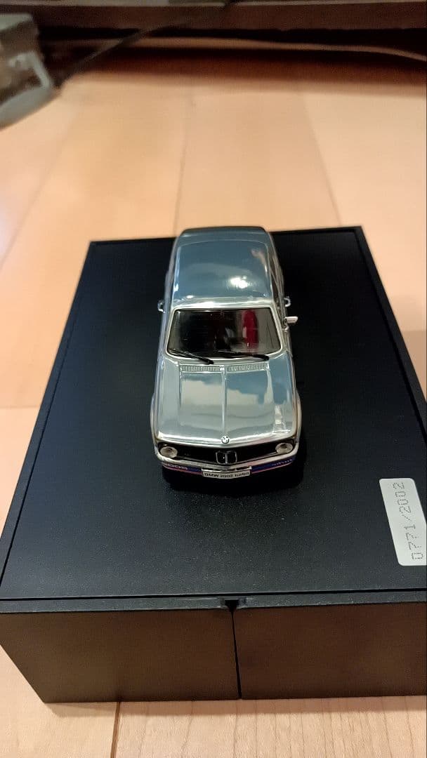 BMW 2002 ミニカー 1/43 シルバー 2012年製