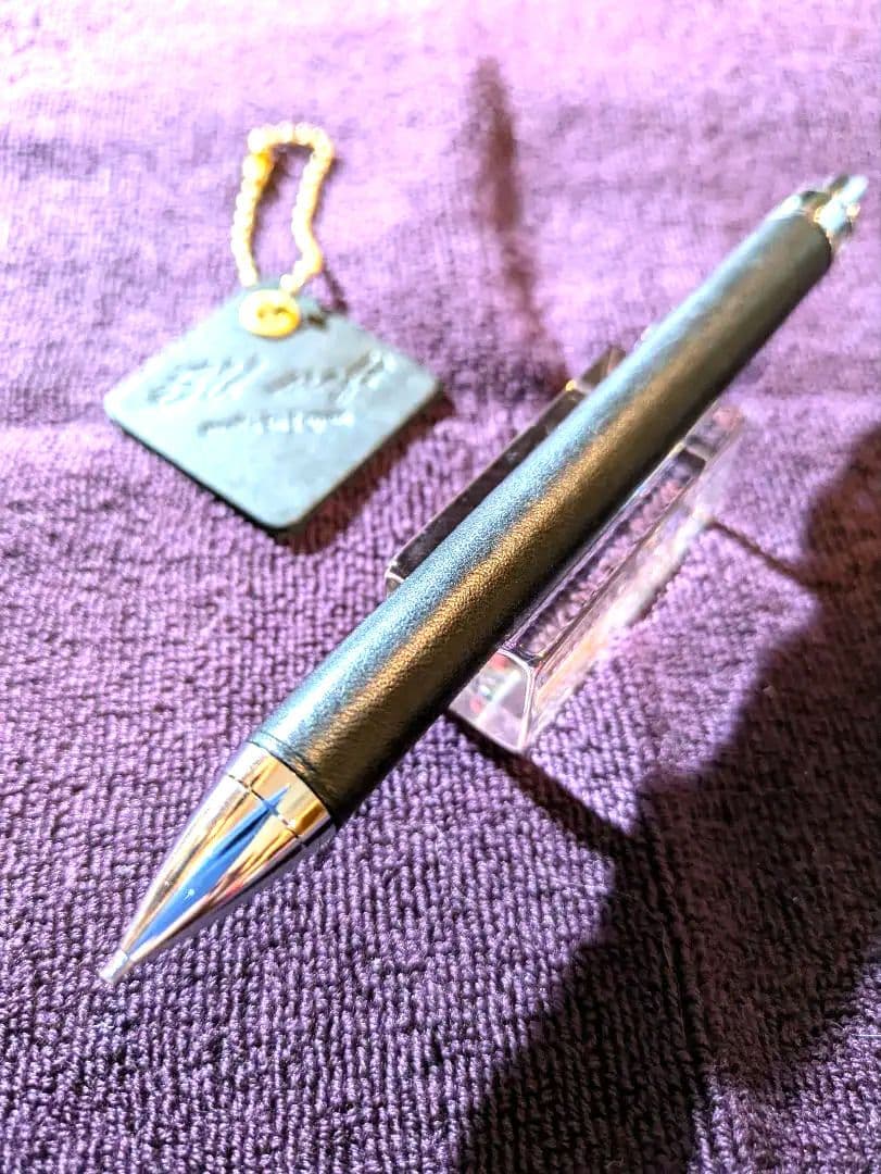 革軸ペン　シャープペンシル　SUcraft マヤショルダーブラック✕レッド