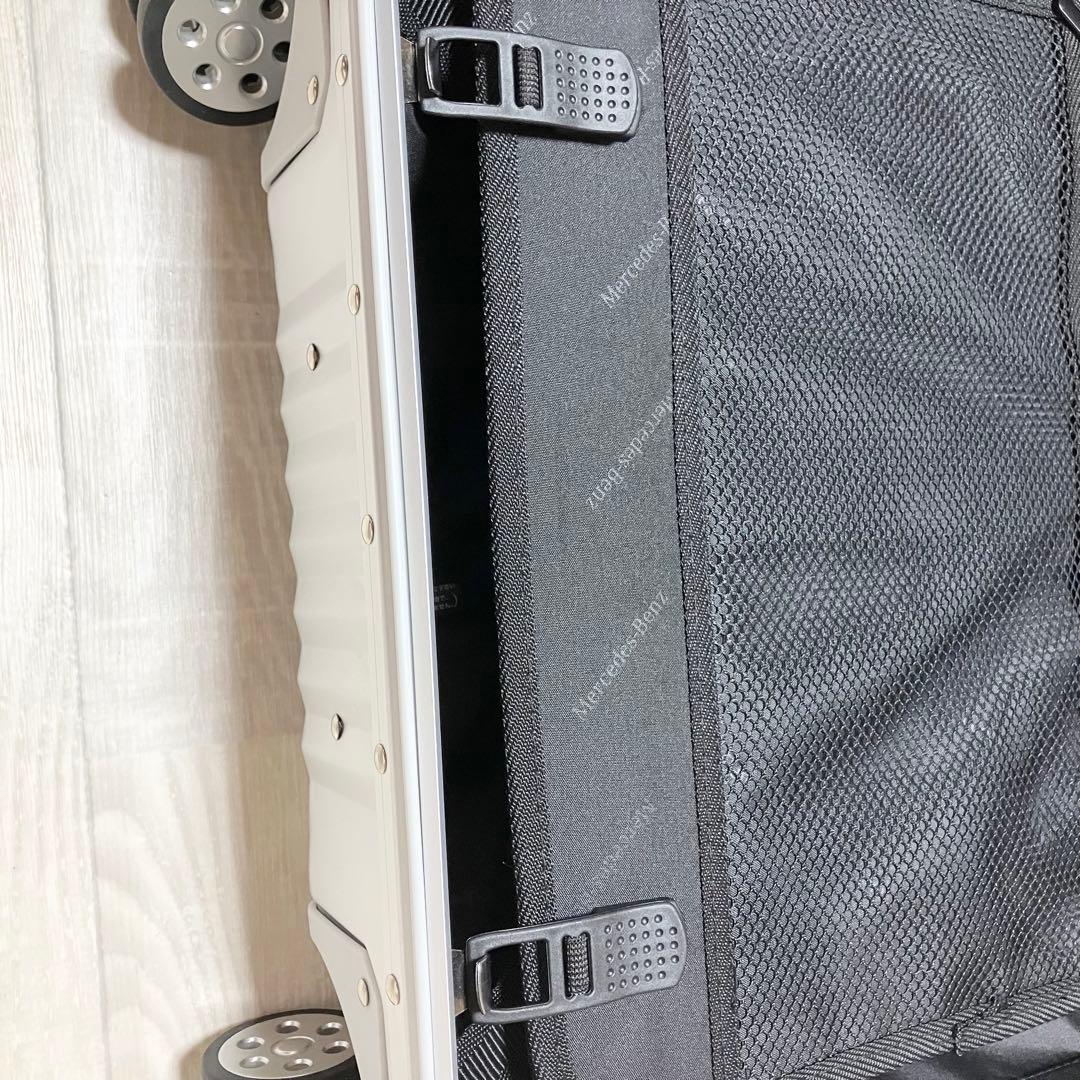 極美品　メルセデスベンツ　アルミスーツケース　65L 非売品