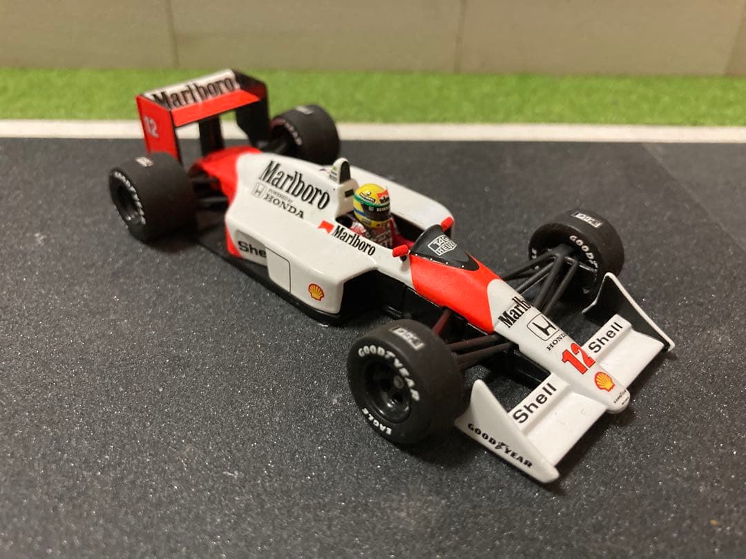 ミニチャンプス(マルボロ仕様)‼️マクラーレンホンダMP4/4 アイルトンセナ