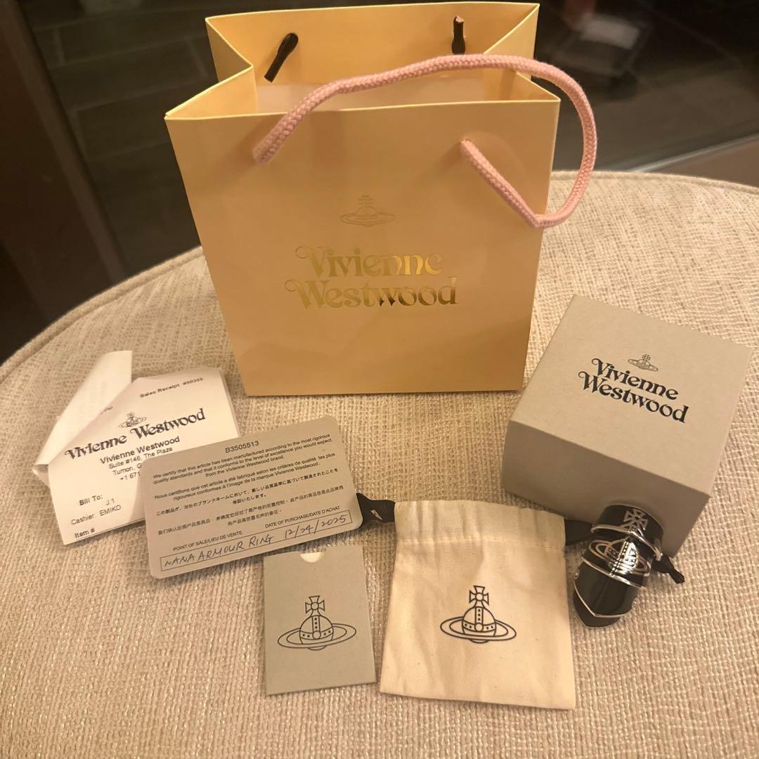 新品未使用品　NANA ARMOUR RING vivienne 黒S