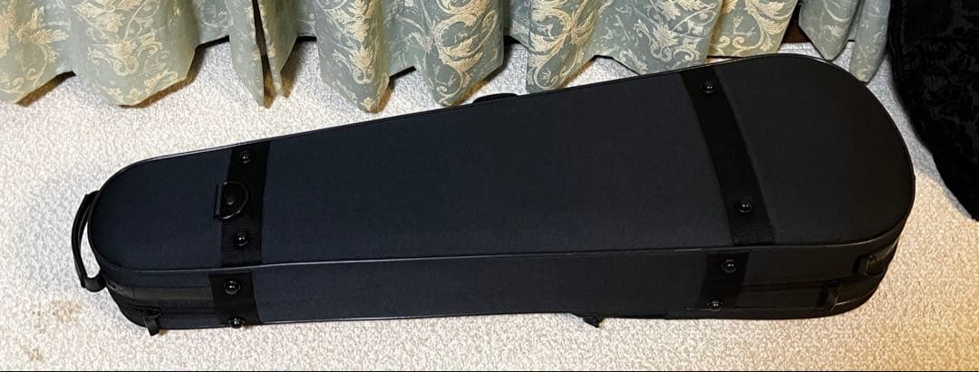 数回持ち出し品　スーパーライト　バイオリン　ケース　ブラック