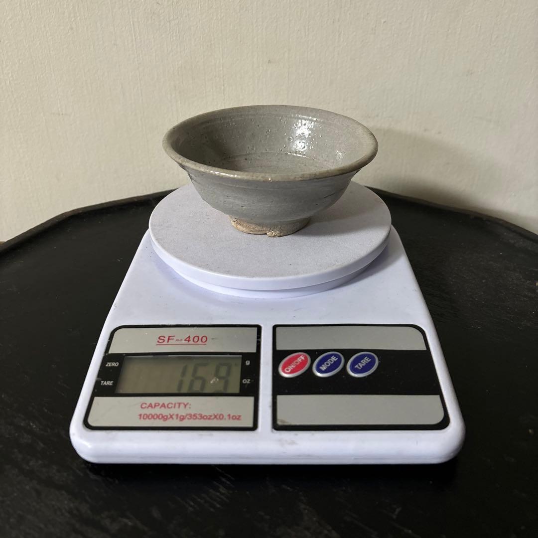 李朝　小服茶碗　大盃　堅手　白磁　酒器　韓国骨董　ぐい呑み　猪口　アンティーク