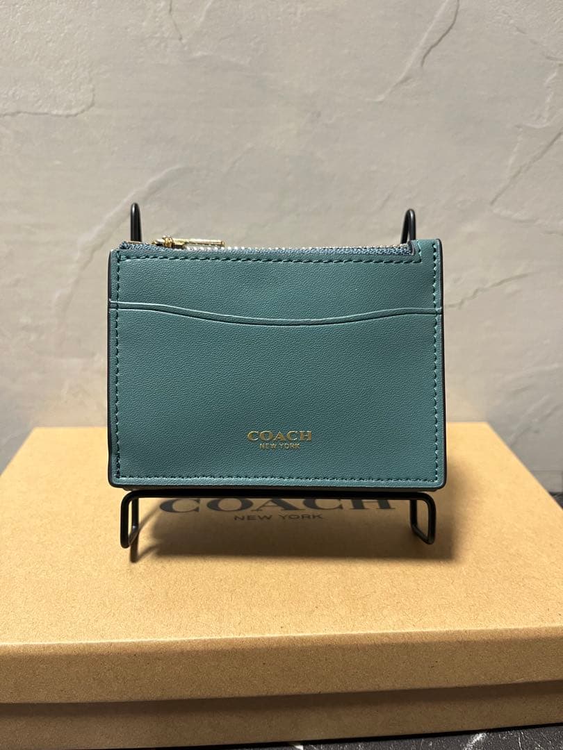 ✨️新品未使用✨COACH 三つ折り財布 グリーン