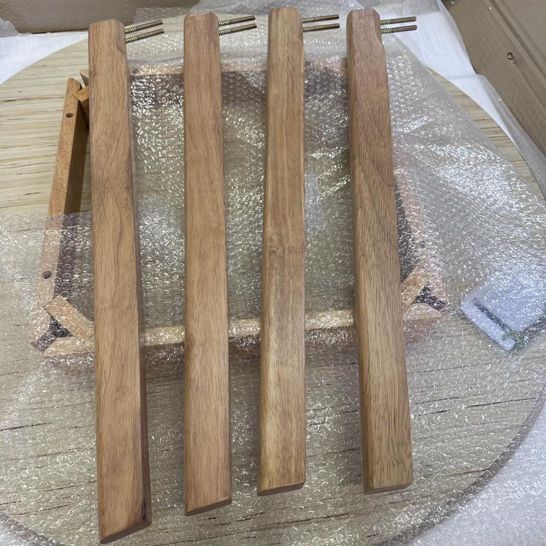 【新品・未使用】　ダイニングテーブル　(約)幅90×奥行90×高さ70cm