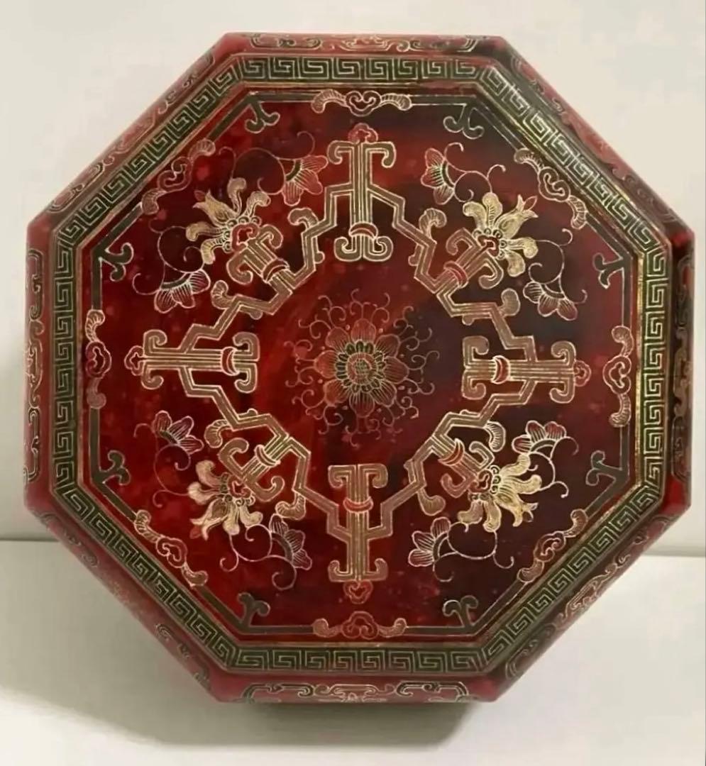 清时代 吉祥文漆絵 八角盒子 乾隆年 蓋付き アンティーク中国 骨董品