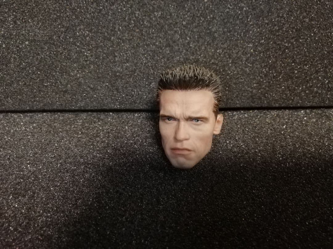 ホットトイズ製 1/6 ターミネーター2 T-800ヘッド　ミニチュア