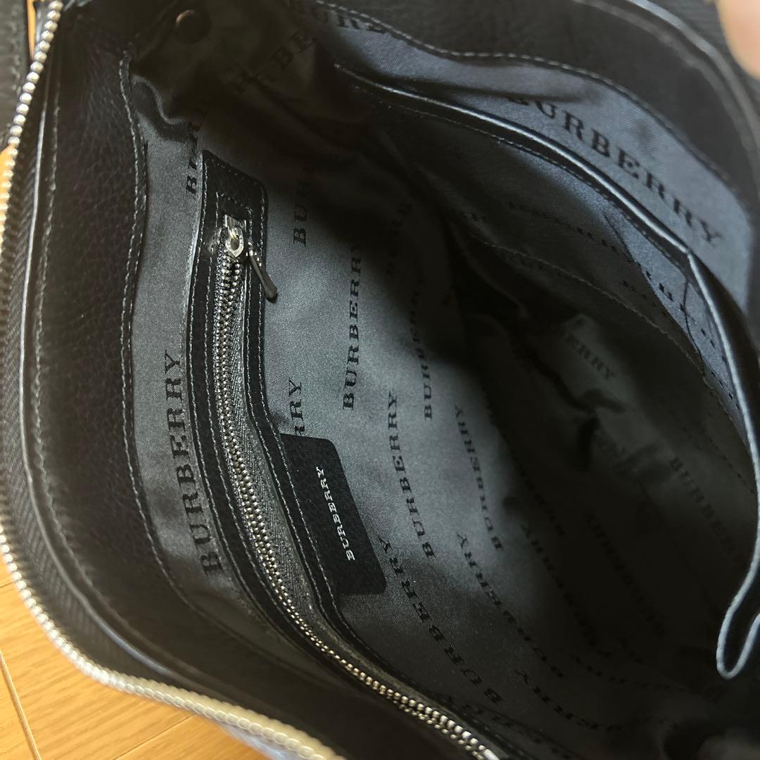 バーバリーナイロンショルダーバッグ