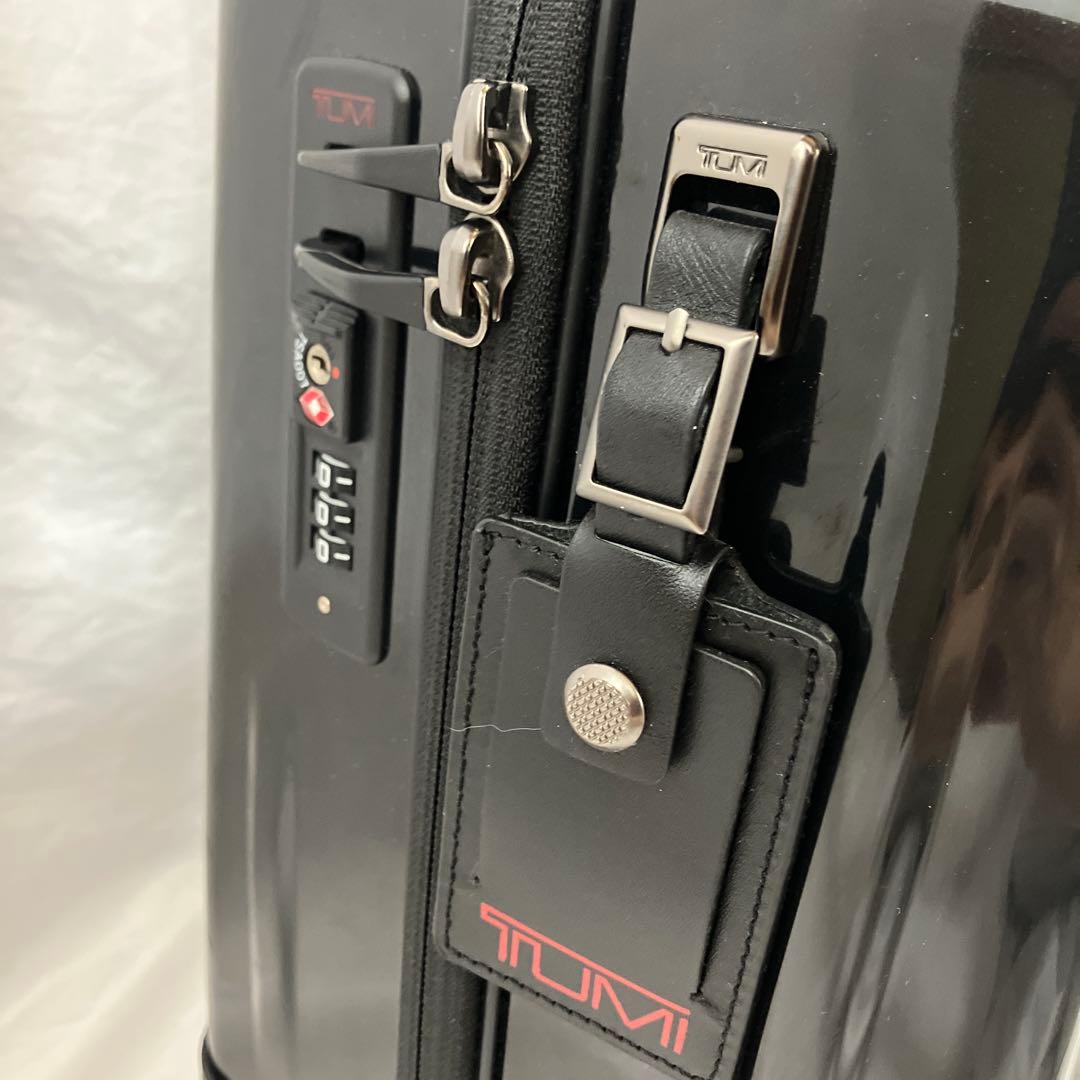TUMI トゥミ V3 4輪 キャリーケースト スーツケース 228004D
