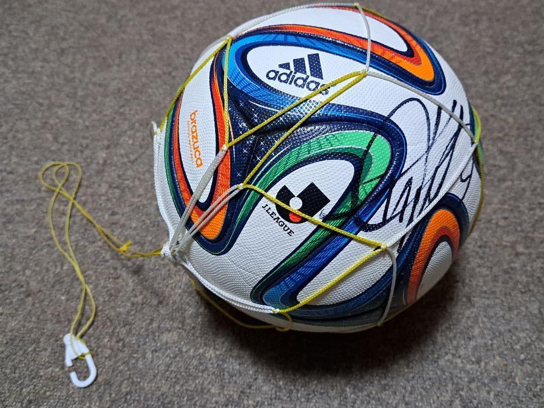 adidas ブラズーカ サッカーボール サイン入り 公式球 5号 Jリーグ