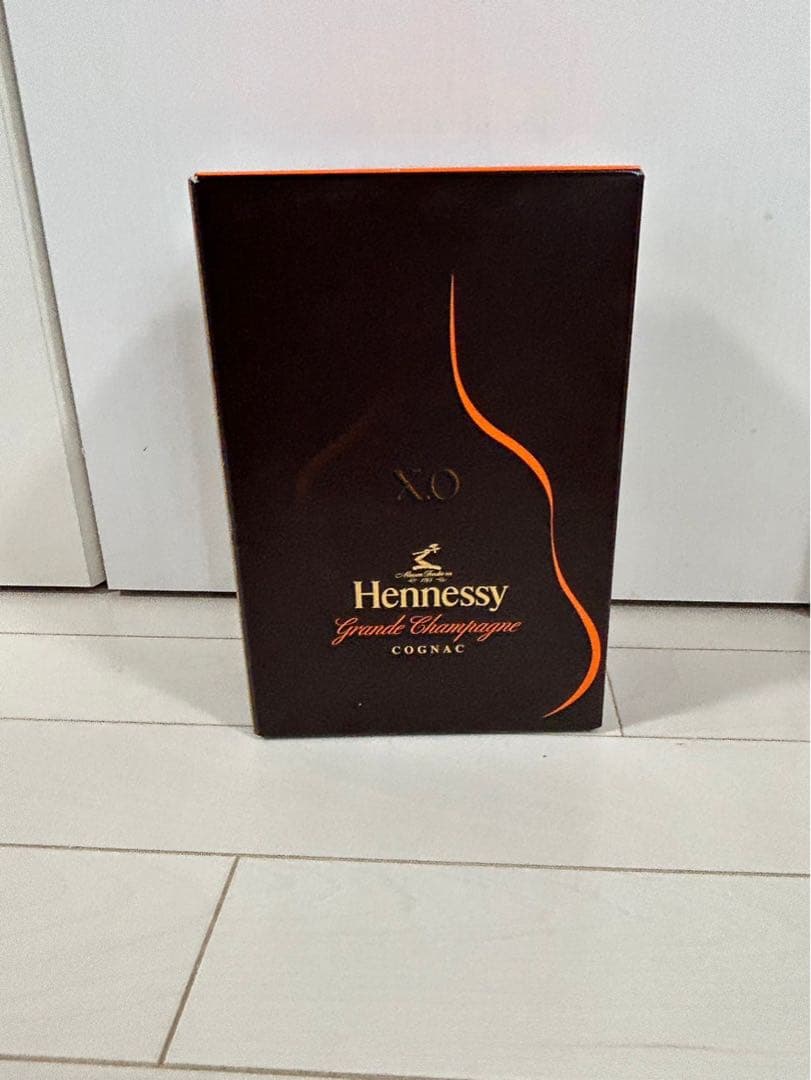 Hennessy グランドシャンパーニュ XO 700ml