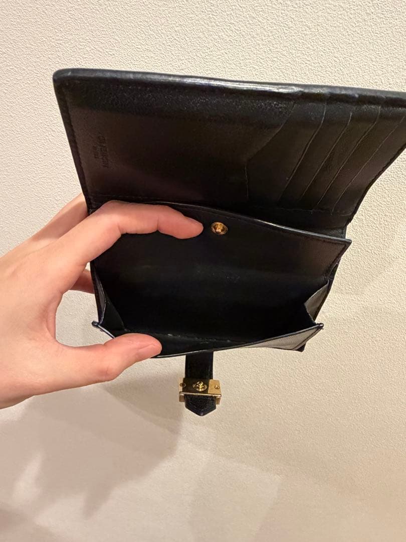 ジバンシー　財布　ダイヤモンドキルトレザー　ブラック