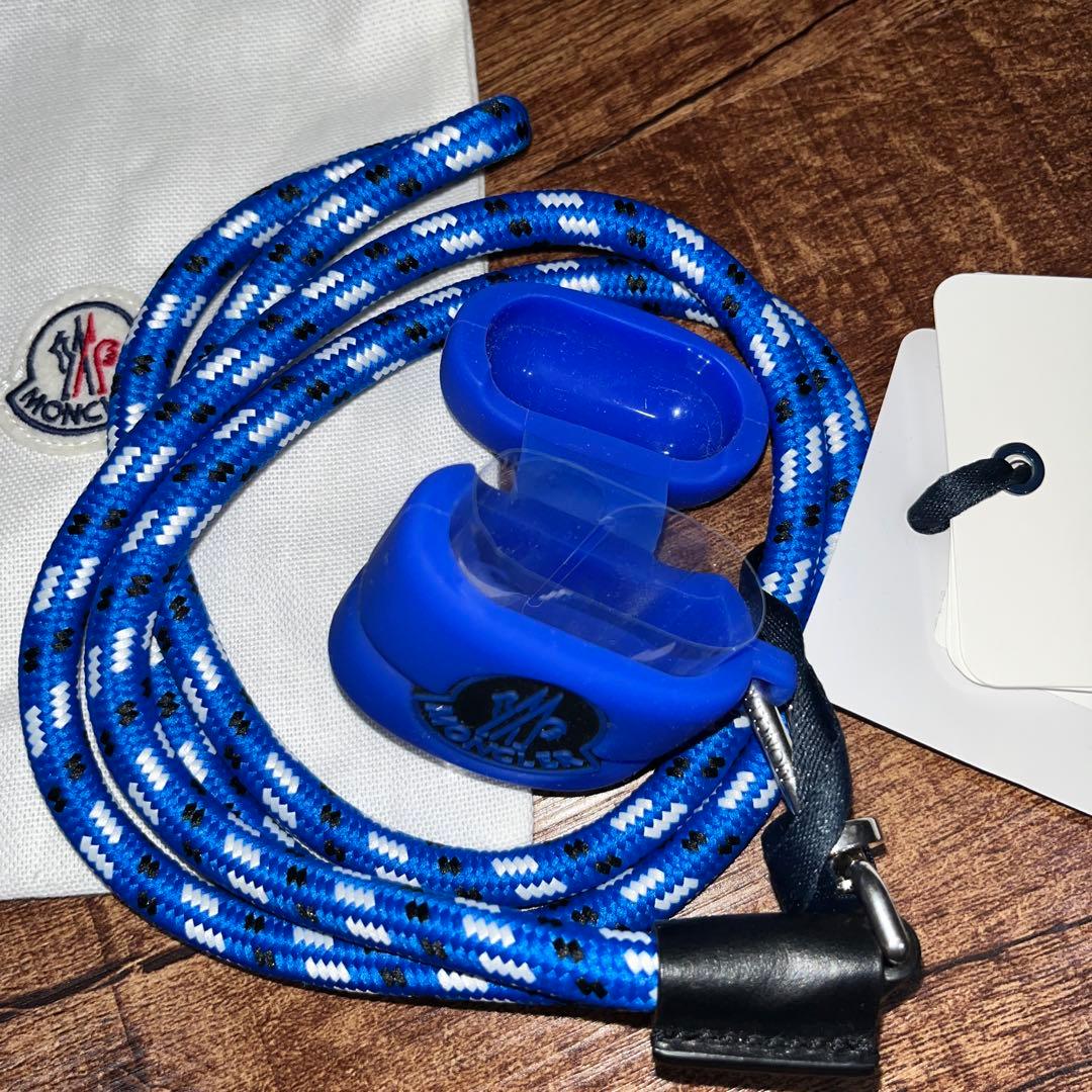 新品未使用　モンクレ　AirPods AirPods ケース