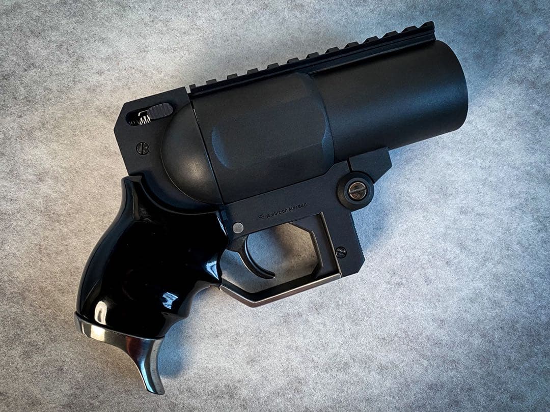 グレネードランチャー　caw ブラスター　ガスガン