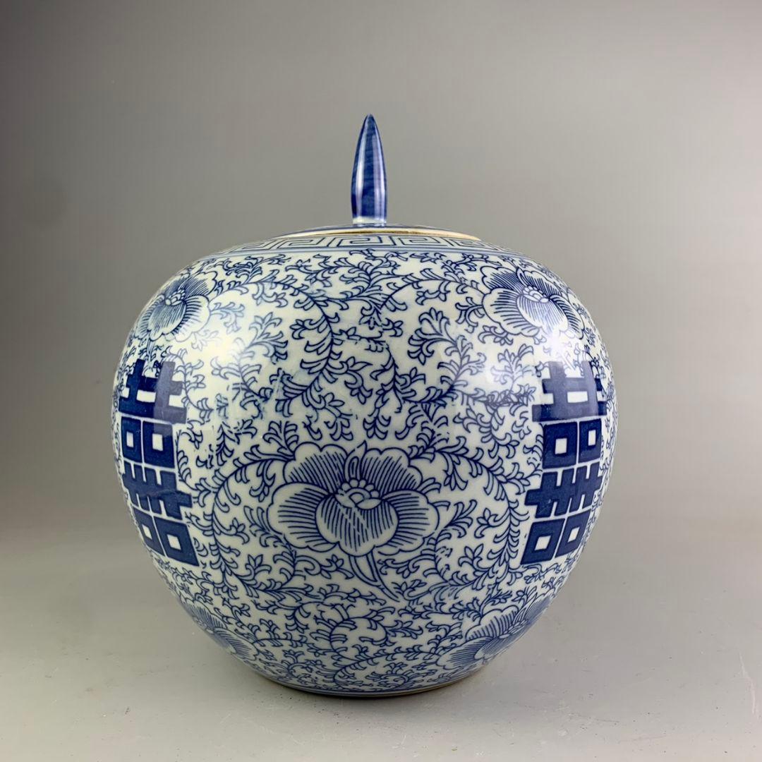 景徳鎮 陶磁器 青花喜字スイカ缶 茶缶茶道具 装飾品 現代工芸品 置物