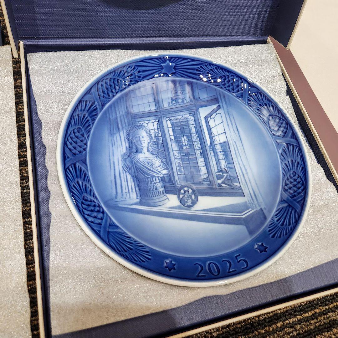 ロイヤルコペンハーゲン　イヤープレート2025年