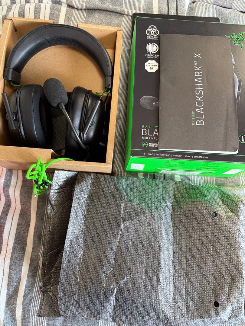 Razer BlackShark V2& HyperX QuadCast セット
