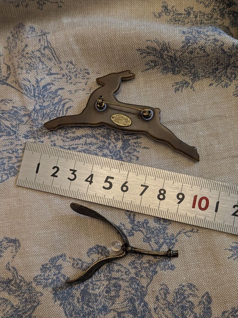 リゼッタオリジナルブローチ