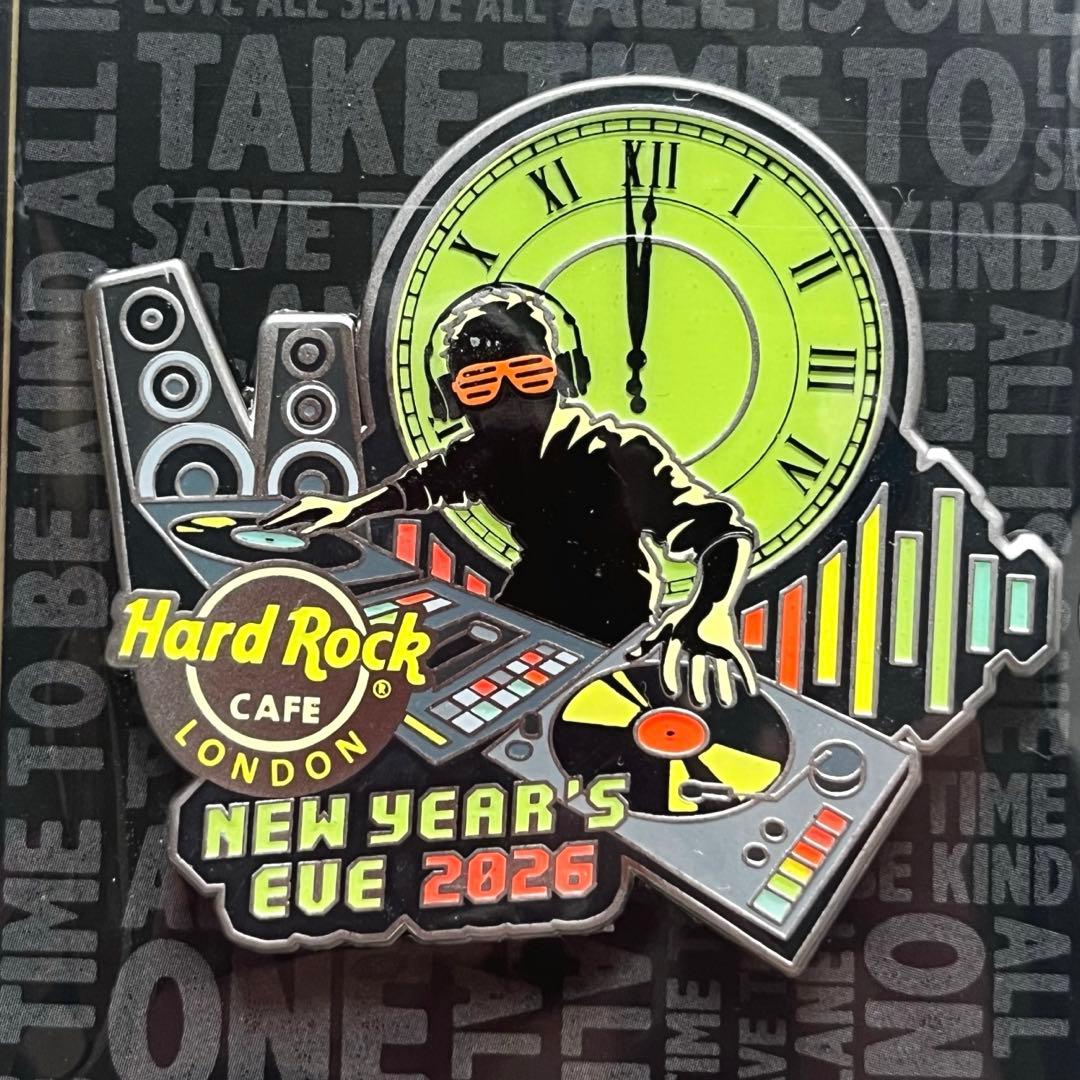 【海外店舗限定 】HardRockCafe2026ニューイヤーピンバッジロンドン