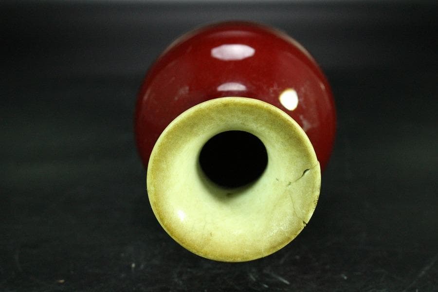 中国美術 赤い 花瓶 高16.5cm(K-YC475)