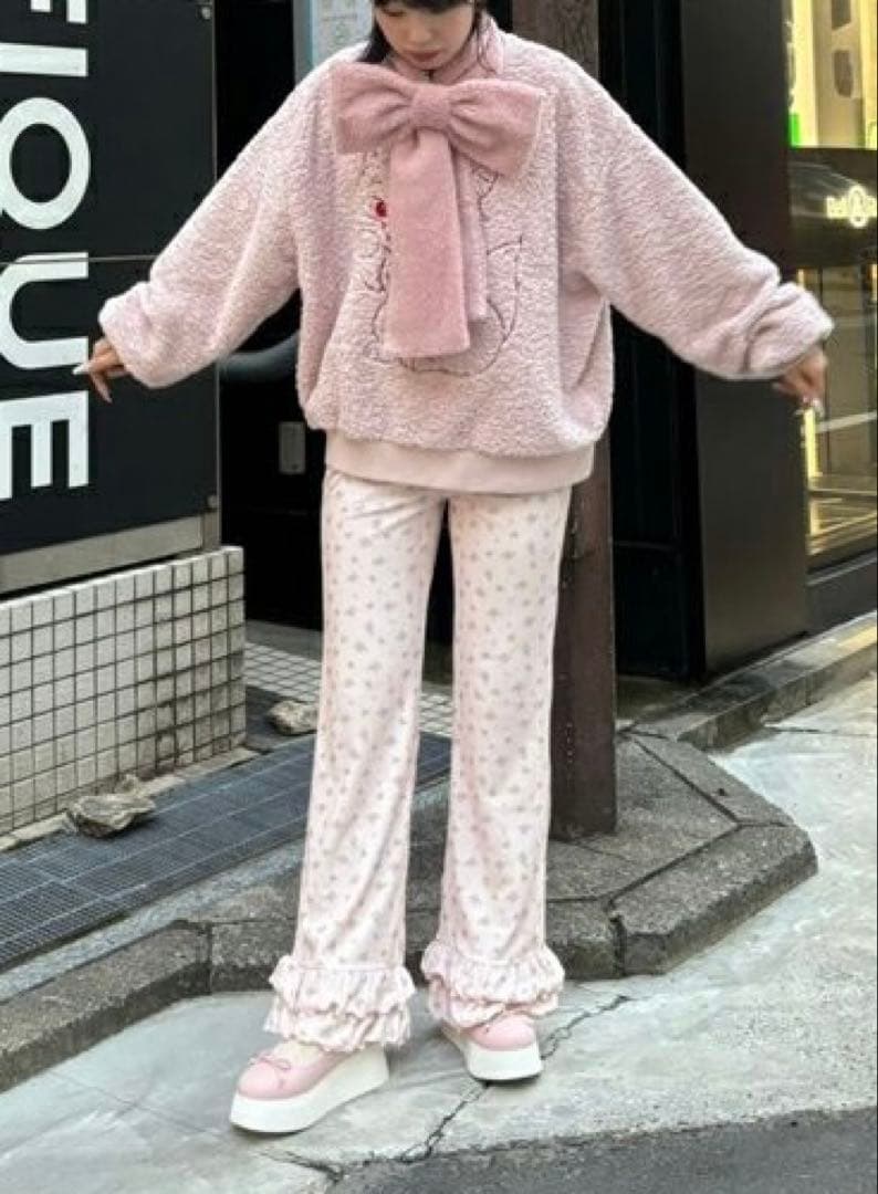 新品タグ付♡Candy Stripper♡BOA RIBBON マフラー・ピンク