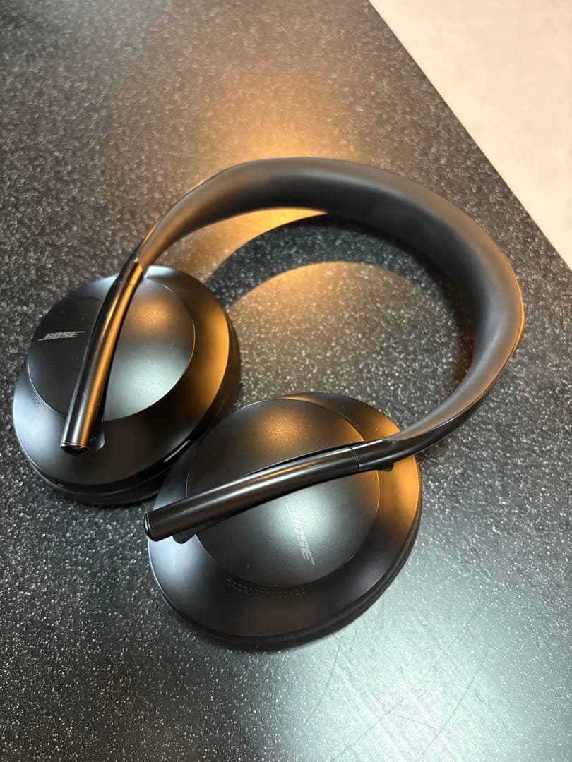 Bose Noise Cancelling Headphones 700 美品
