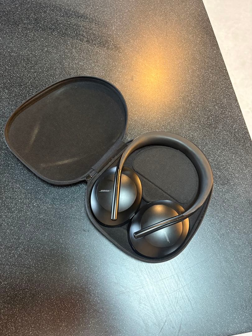 Bose Noise Cancelling Headphones 700 美品