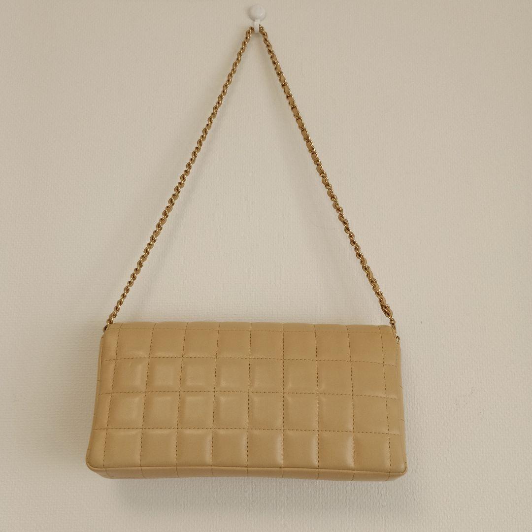美品です CHANEL シャネル チョコバー チェーンショルダーバッグ ベージュ