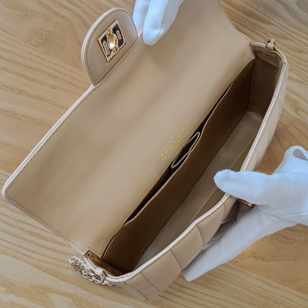 美品です CHANEL シャネル チョコバー チェーンショルダーバッグ ベージュ