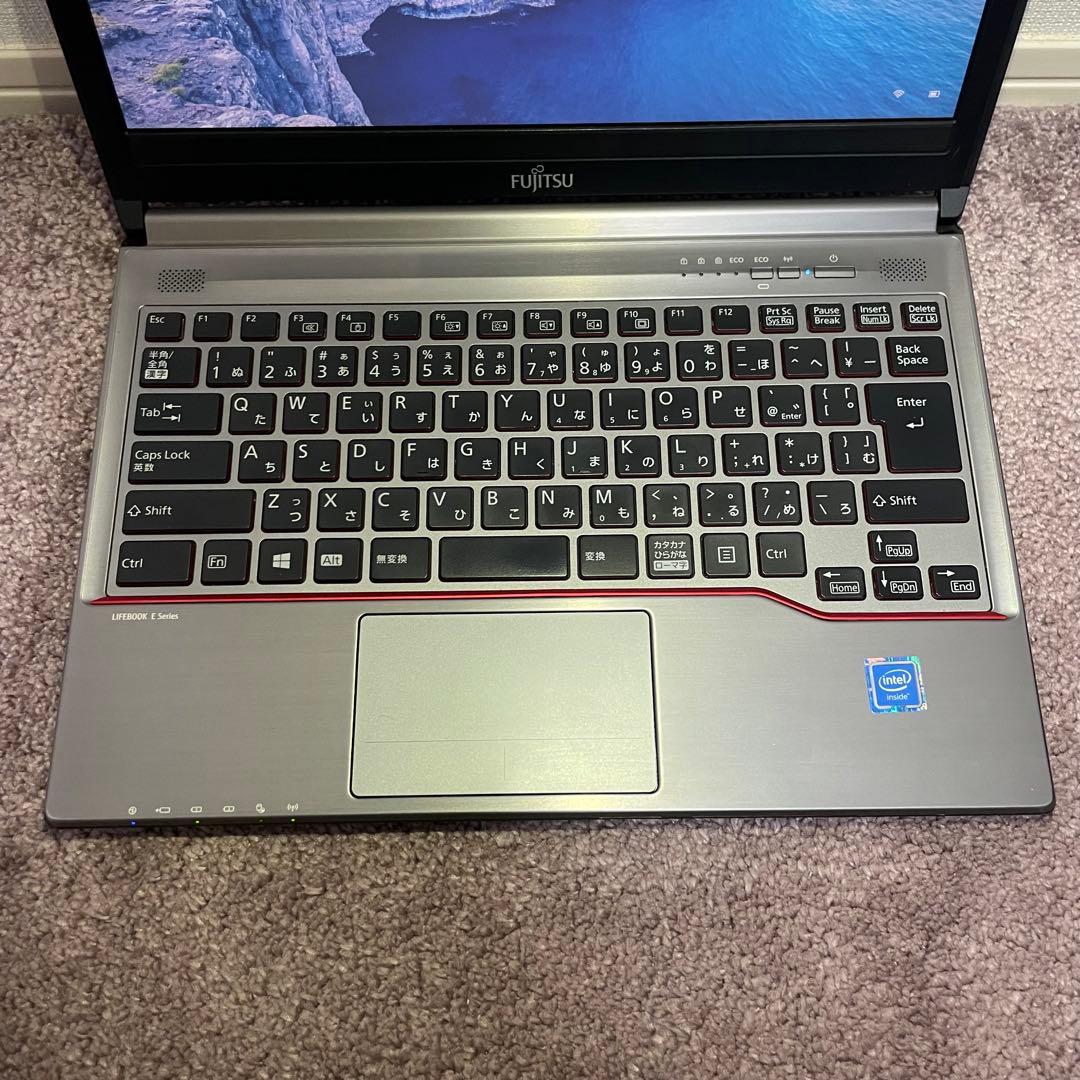 富士通/FUJITSU/新品高速SSD256/Webカメラ/Win11 Pro