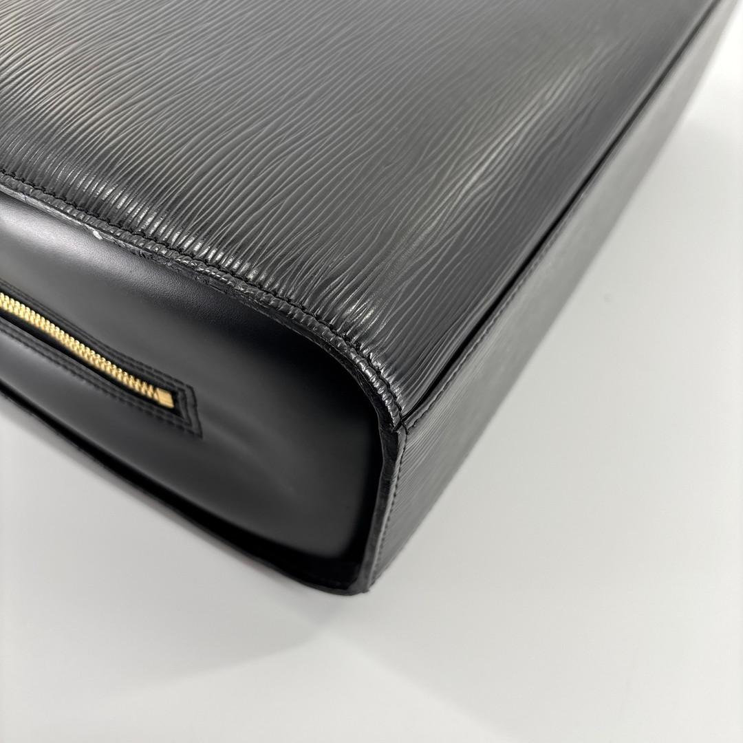 超極美品 ルイヴィトン ビジネスバッグ ハンドバッグ オレザー エピ ソルボンヌ