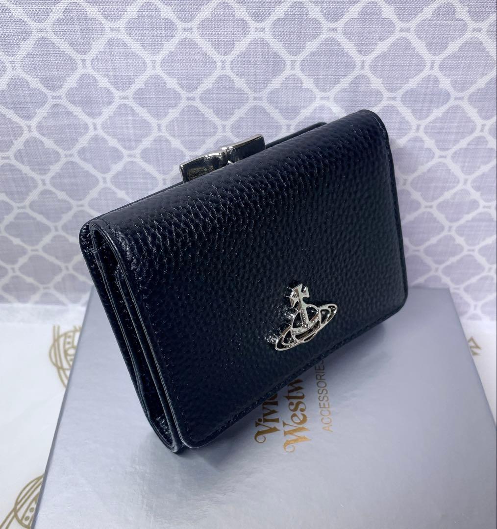 【最新✨️ショッパー付】新品 ヴィヴィアン・ウエストウッド　三折り財布 黒