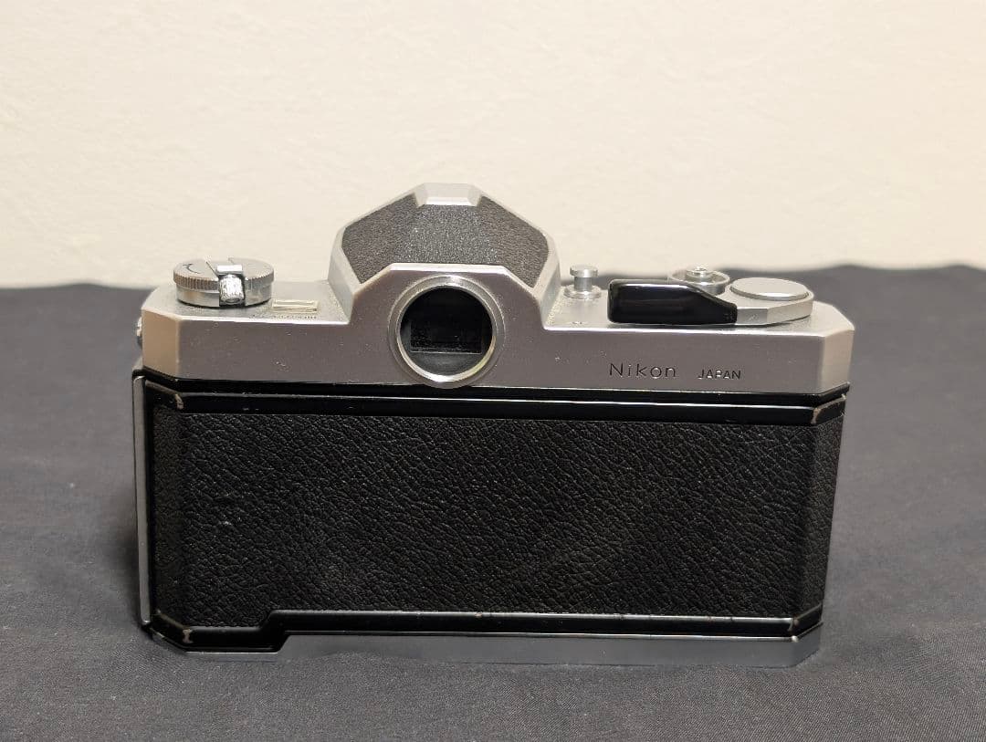 Nikon Nikomat 一眼レフカメラ