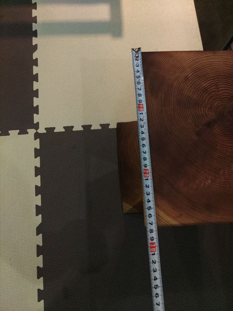 杉のスツール　インテリア