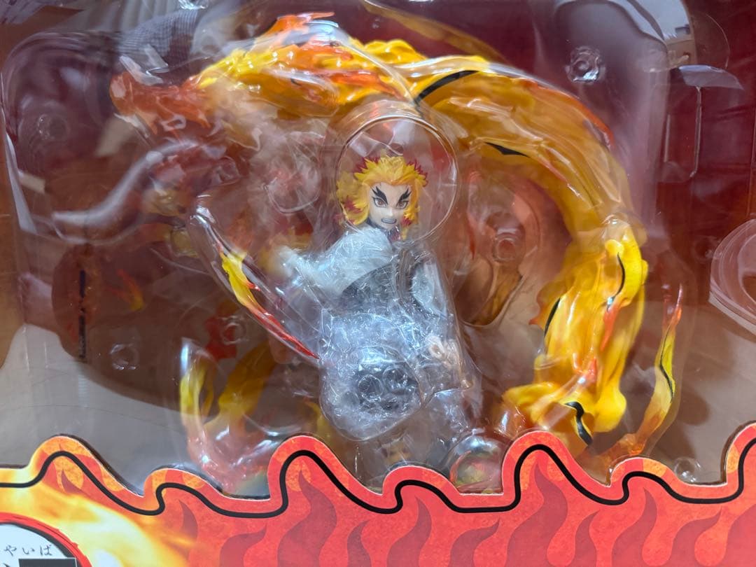 【煉獄杏寿郎】-炎の呼吸 奥義 玖ノ型・煉獄- 1/8スケールフィギュア