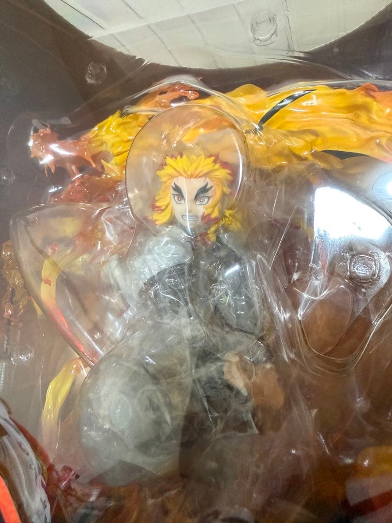 【煉獄杏寿郎】-炎の呼吸 奥義 玖ノ型・煉獄- 1/8スケールフィギュア