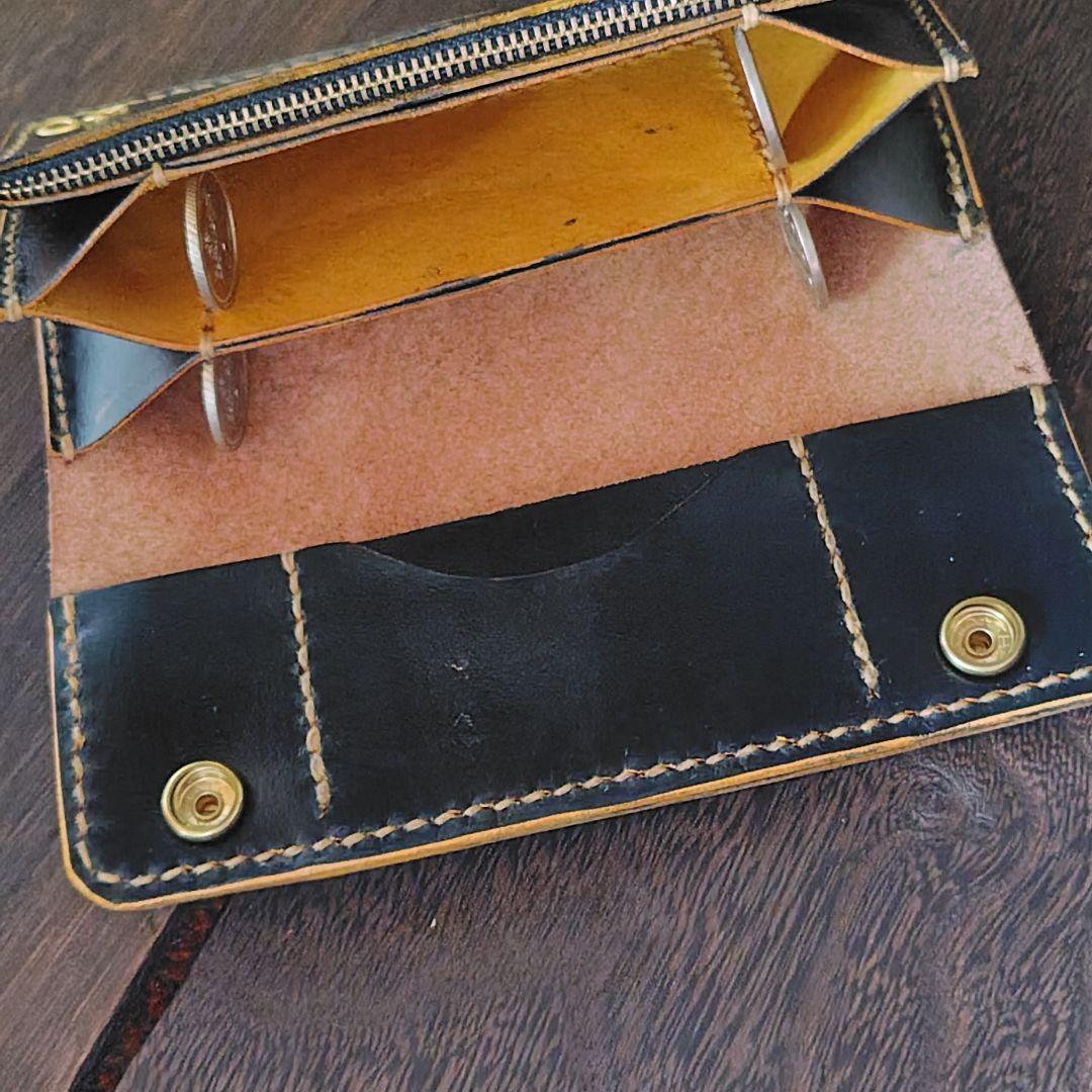 トラッカーウォレット 手染め 黒 　 花のカービング (71)