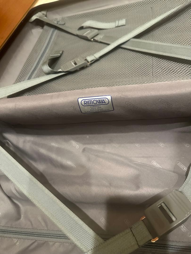 RIMOWA ブラウンゴールドキャリーケース