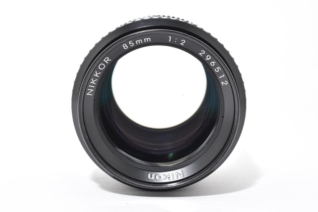 ニコン Nikon Ai-s Nikkor 85mm f/2 F/2.0 MF