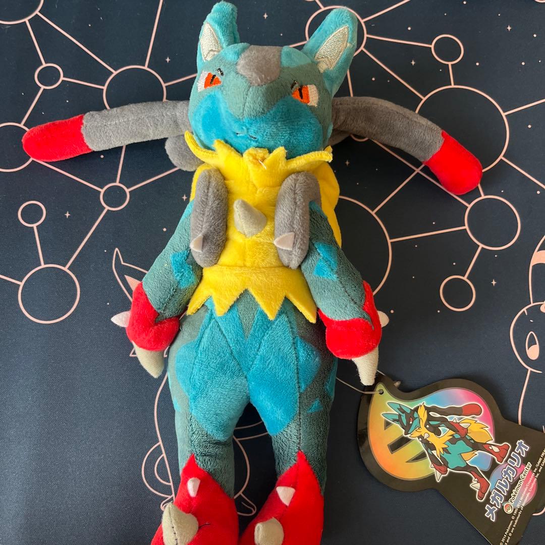 新品タグ付　メガルカリオ　ぬいぐるみ　ポケモンセンター　タカラトミー