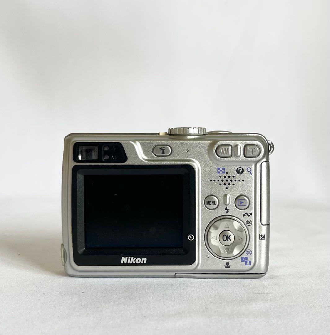 【完動品】Nikon Coolpix 7900 デジタルカメラ 動作確認済み
