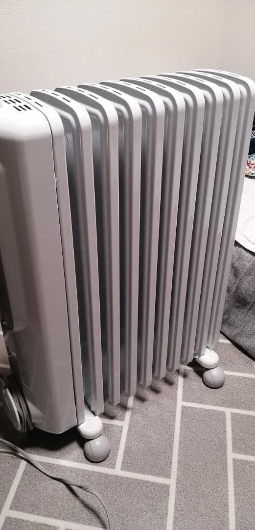 De'Longhi デロンギ オイルヒーター RHJ35M1015-LG