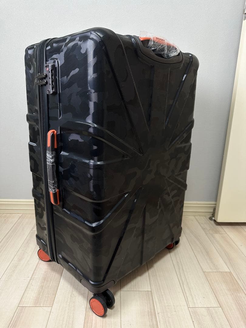 Jeep 正規限定モデル・ブラック×オレンジ スーツケース