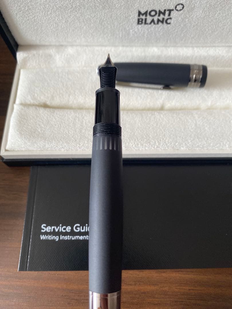 【限定品】モンブラン146 ウルトラブラックFニブ